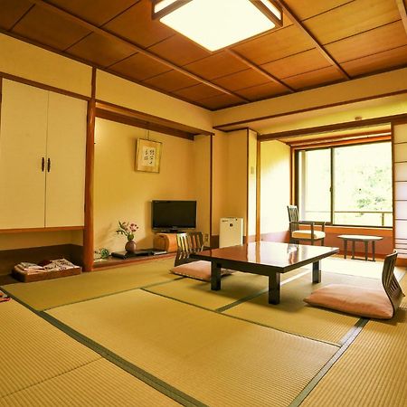 Momijiya Honkan Takaosansou Kyoto Buitenkant foto