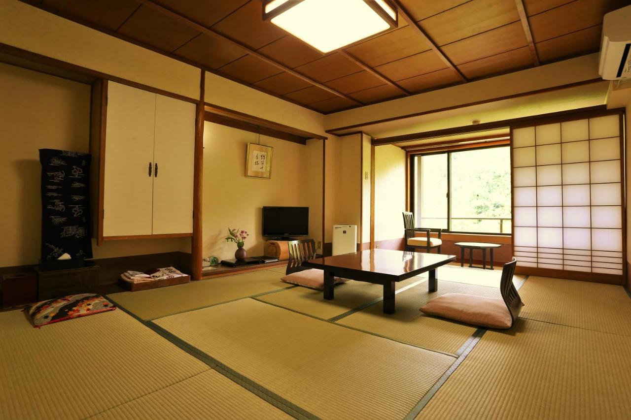 Momijiya Honkan Takaosansou Kyoto Buitenkant foto