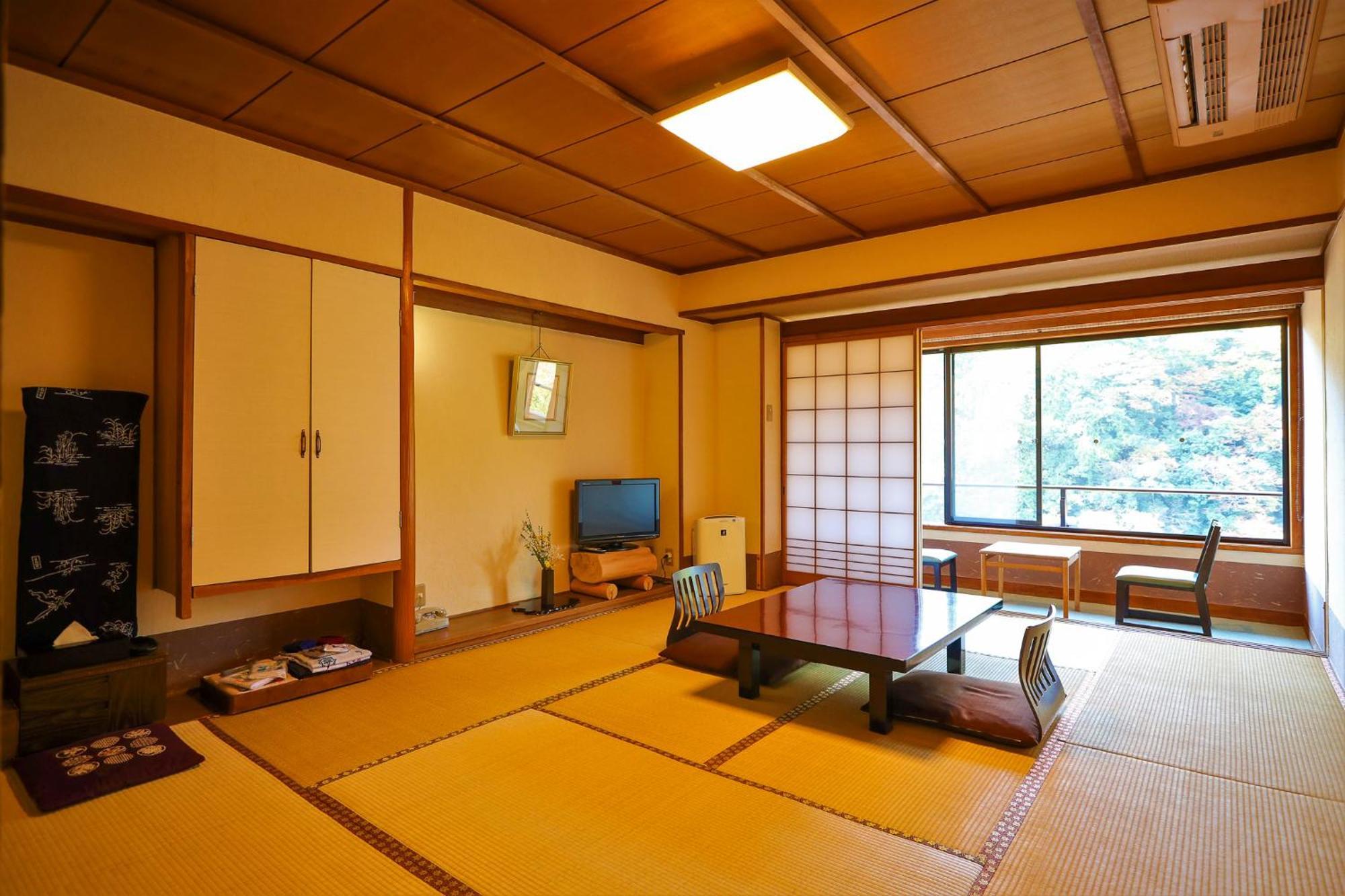 Momijiya Honkan Takaosansou Kyoto Buitenkant foto